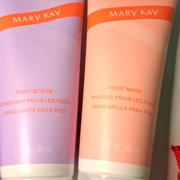 Mary Kay Pedicure Set - Picture 2 of 3